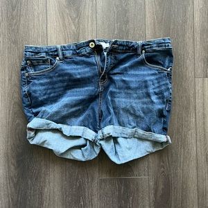 Torrid Cuffed Denim Shorts - Size 20
